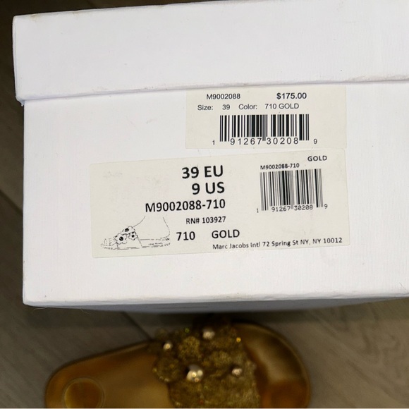 Marc Jacobs Gold Daisy Slides - 9 - Picture 6 of 8